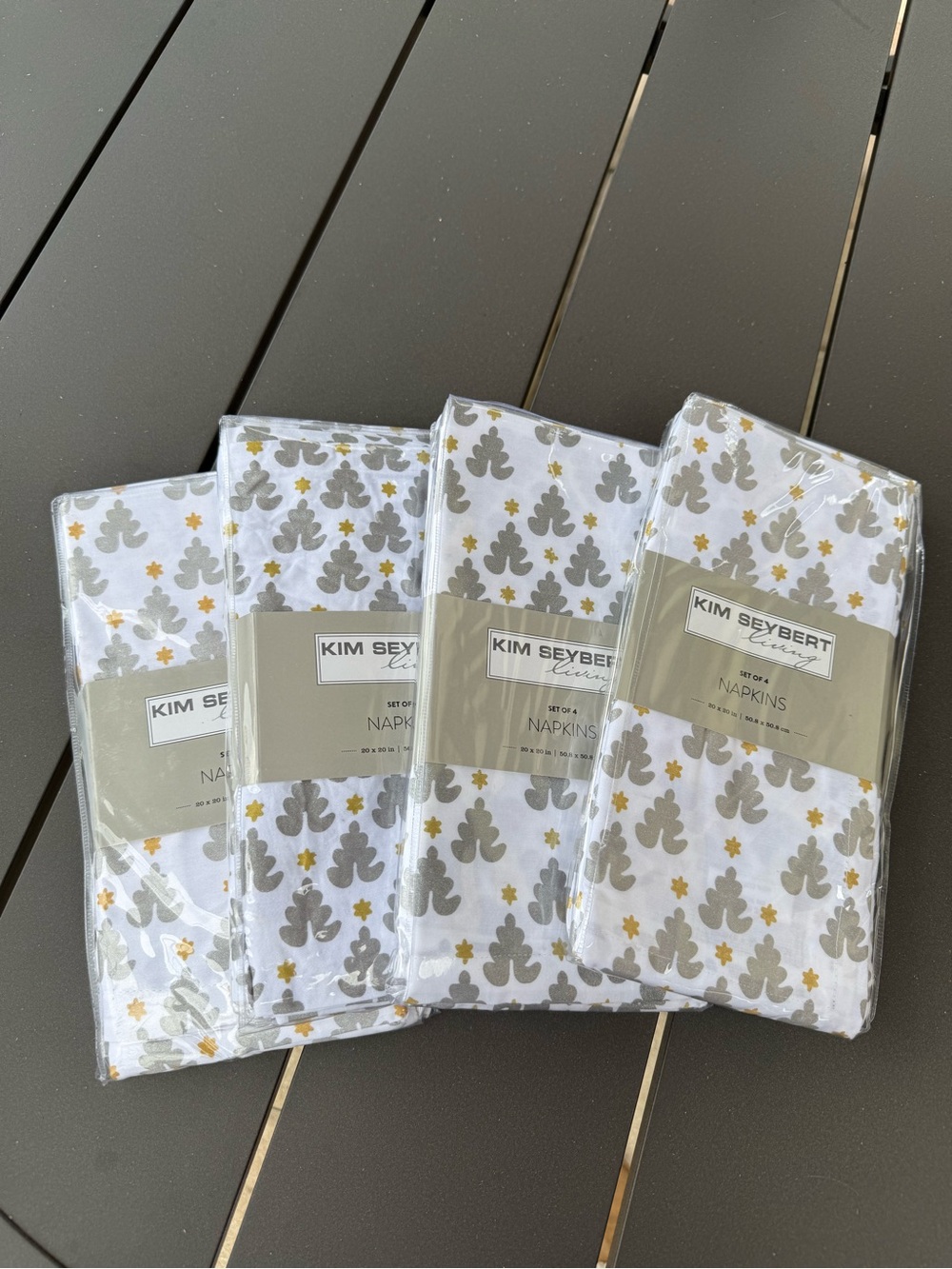NWT Kim Seybert Living square cotton napkins - 4 packs/16 napkins total